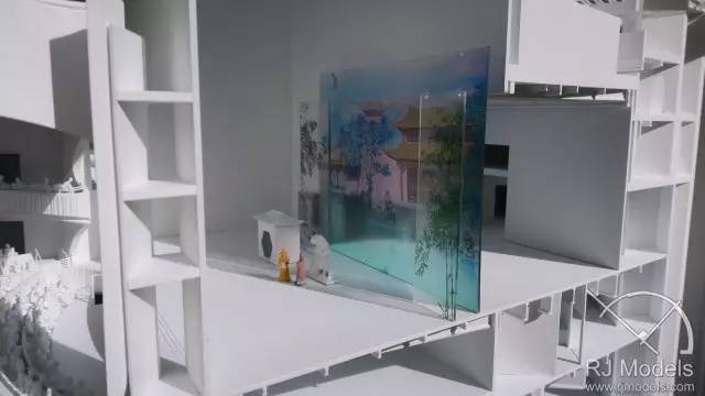 ▲戲曲中心概念模型的彩色伶人雕塑。