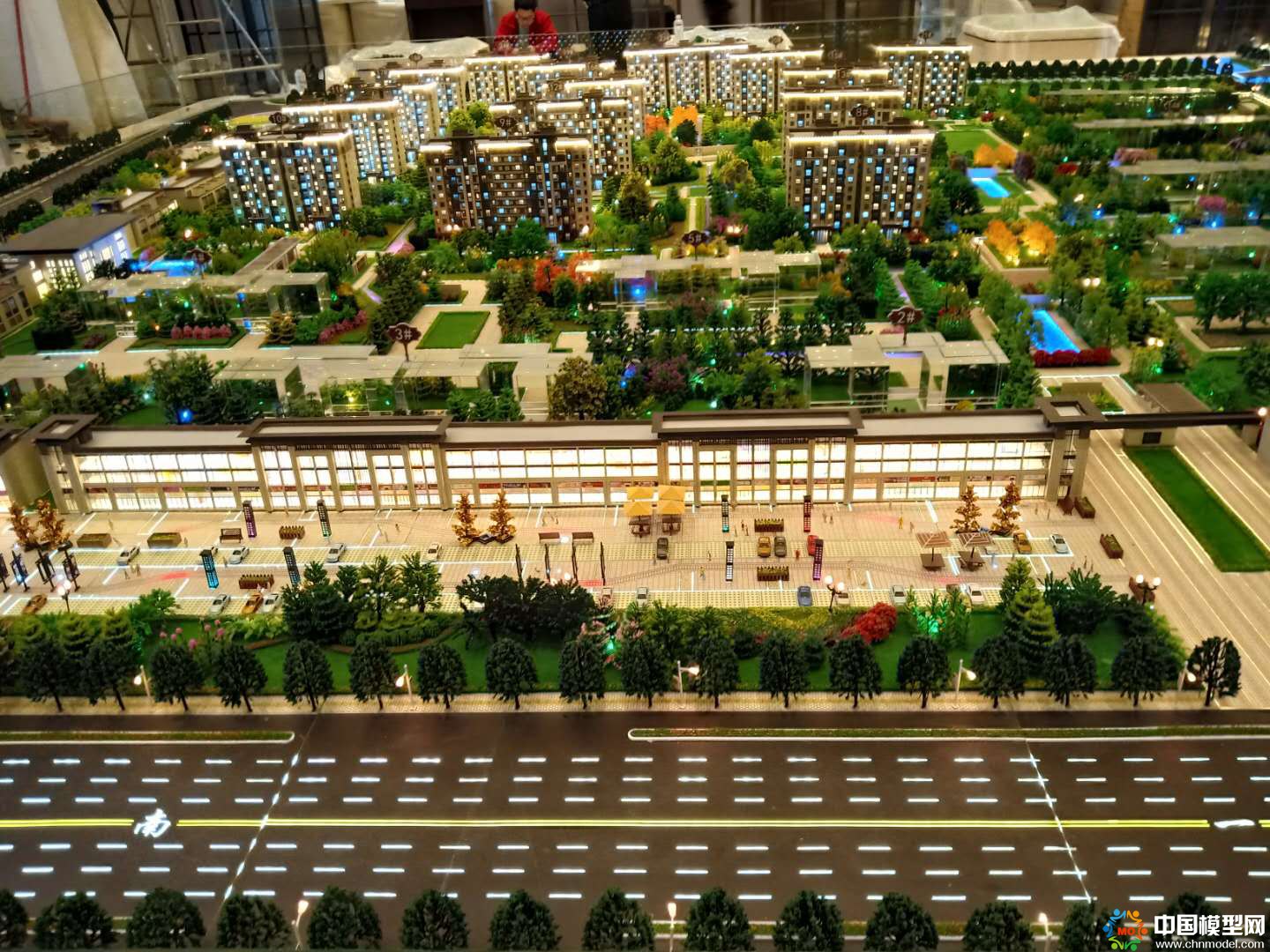 樓盤沙盤模型制作、別墅沙盤模型制作、城市規(guī)劃沙盤制作、建筑模型設(shè)計制作、工業(yè)模型設(shè)計制作、數(shù)字多媒體沙盤制作